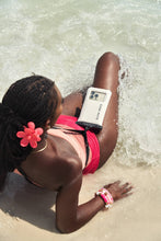 Case-Mate Waterproof Floating Pouch - Phone Pouch