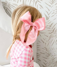 King Satin Bowtie with Twisted Warp and Whimsy Tails (1650)