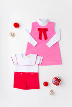 Beauregard Button-In Worth Avenue White with Richmond Red Velveteen