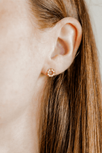 Screwback Stud Earrings - Brinley Pearl