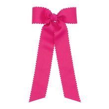Medium Scallop Trim Longtail Bow
