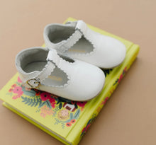 Elodie White Scalloped Crib Shoe