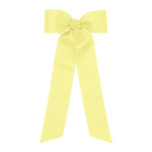 Medium Scallop Trim Longtail Bow