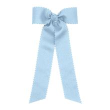 Medium Scallop Trim Longtail Bow